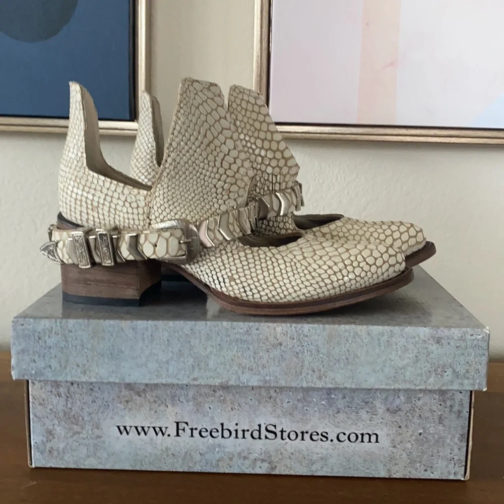 NWT Freebird White Snake Blade Size 7 - Picture 4 of 16